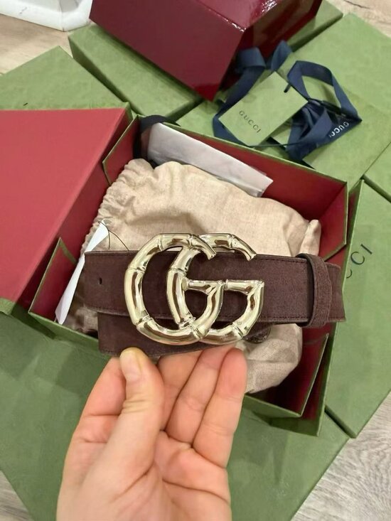 NWT Authentic Gucci Vintage Dark Brown Suede Bamboo GG Buckle Belt main image 4